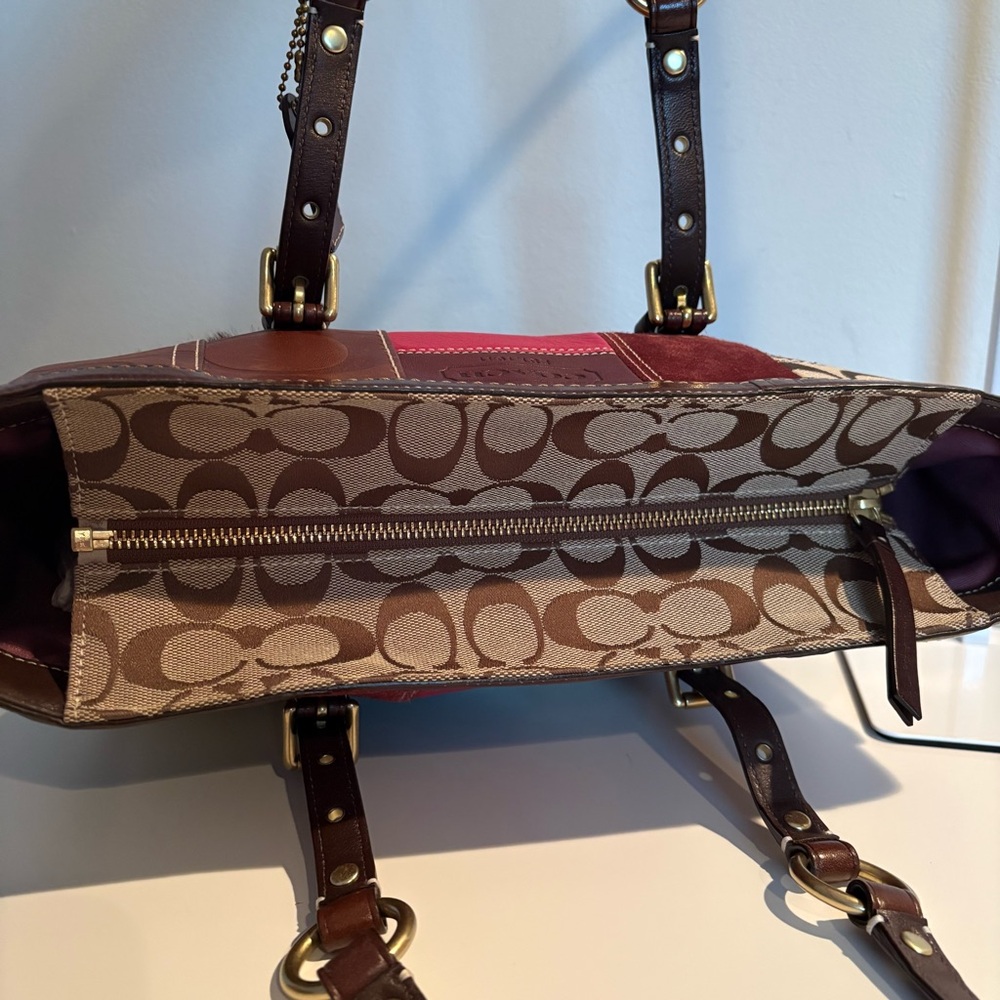 SOLD!! Coach brown multicolor holiday leather tote bag with zebra print - Picture 7 of 10